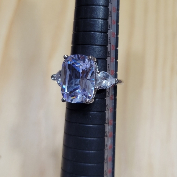 15ctw Simulated Diamond Ring NEW - Picture 8 of 10